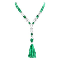 Smeraldi dello Zambia certificati AIG da 40.50 carati  Collana in oro 18 carati con 5,50 carati di diamanti