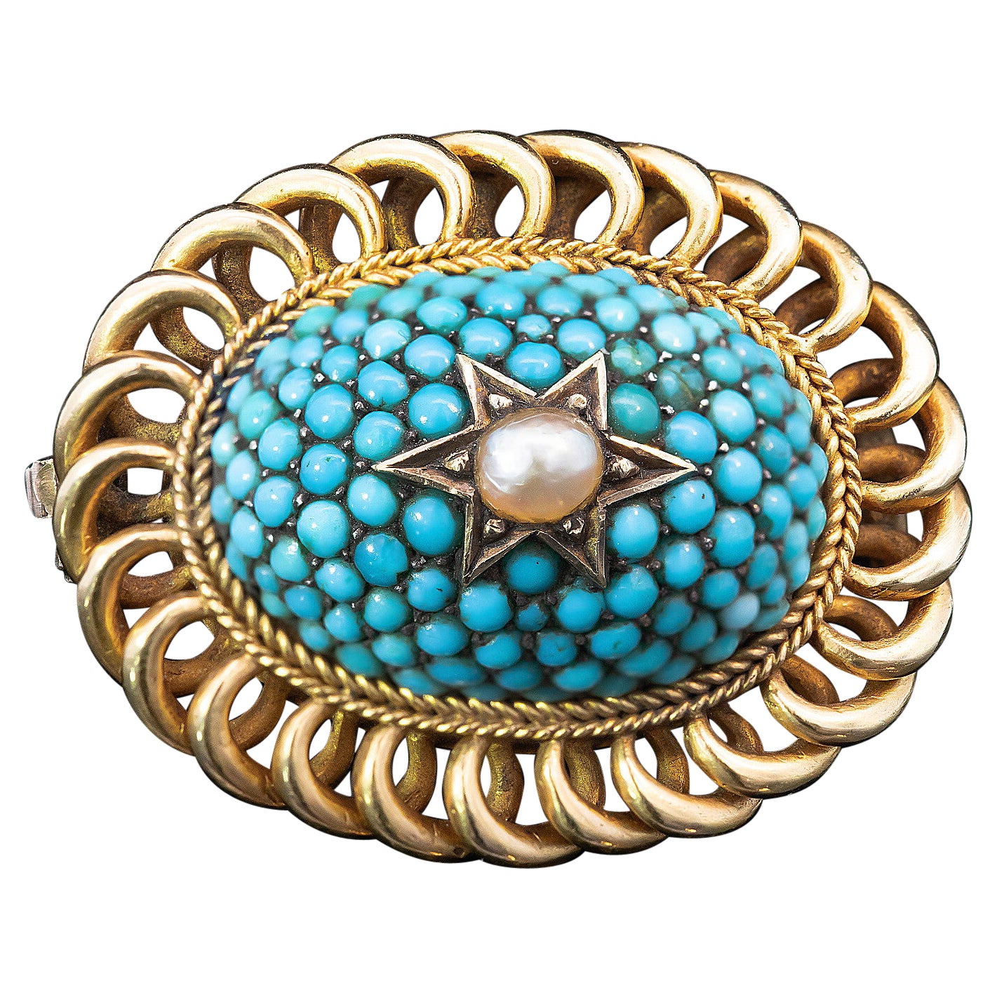 Broche victorienne à médaillon en turquoise Circa 1870