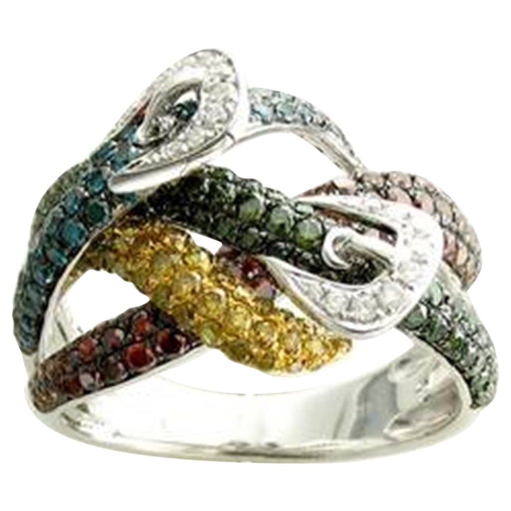 Exotischer Ring mit grünen und Vanilla-Diamanten aus 14 Karat Vanilla-Gold im Angebot