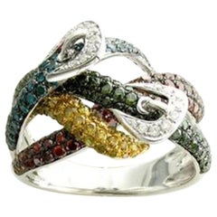 Exotischer Ring mit grünen und Vanilla-Diamanten aus 14 Karat Vanilla-Gold