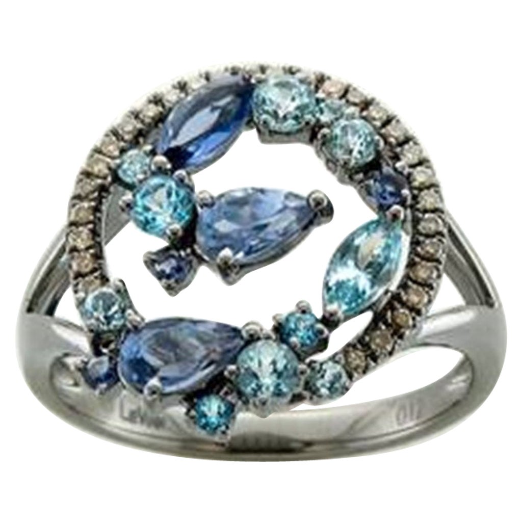 Ring mit Iolith, blauem Topas und schokoladenbraunen Diamanten aus 14 Karat Vanilla-Gold im Angebot