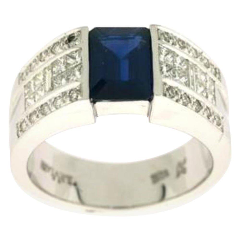 Ring featuring Blueberry Sapphire Vanilla Diamonds set in 18K Vanilla Gold For Sale