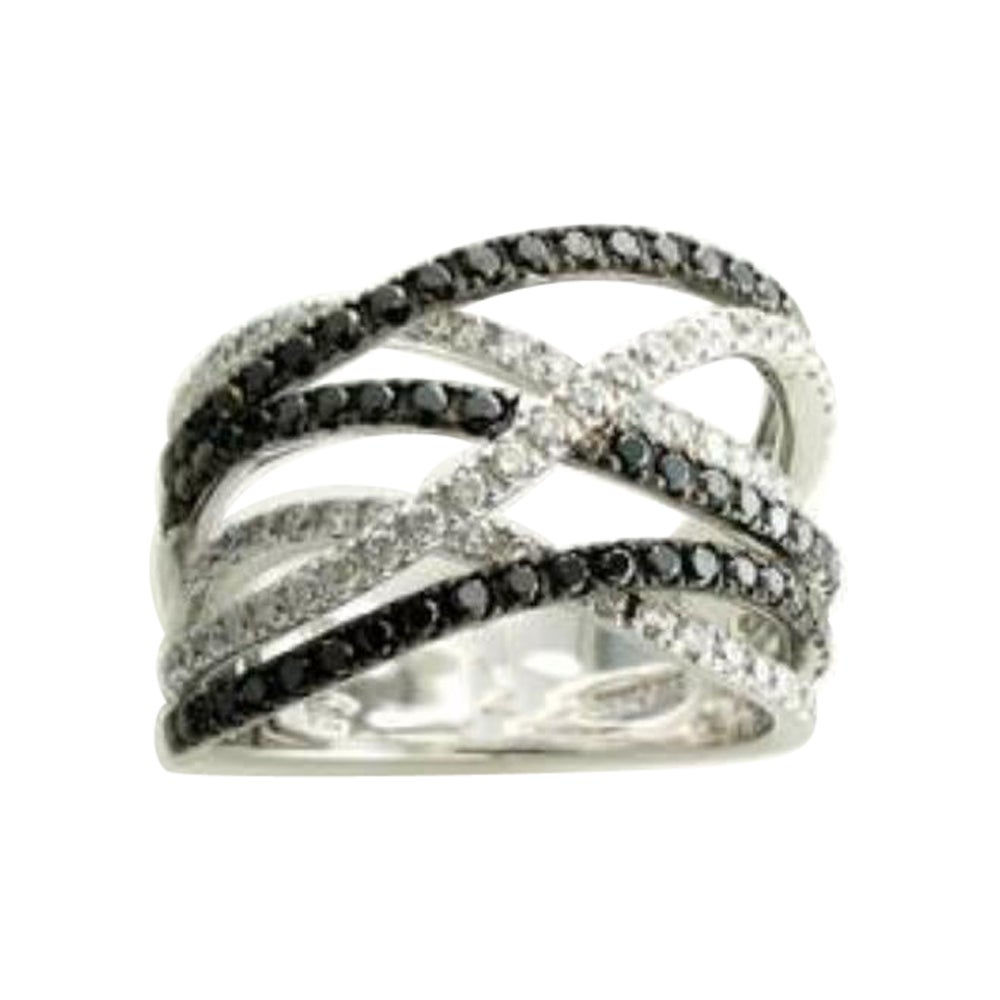 Ring featuring Blackberry & Vanilla Diamonds set in 14K Vanilla Gold For Sale