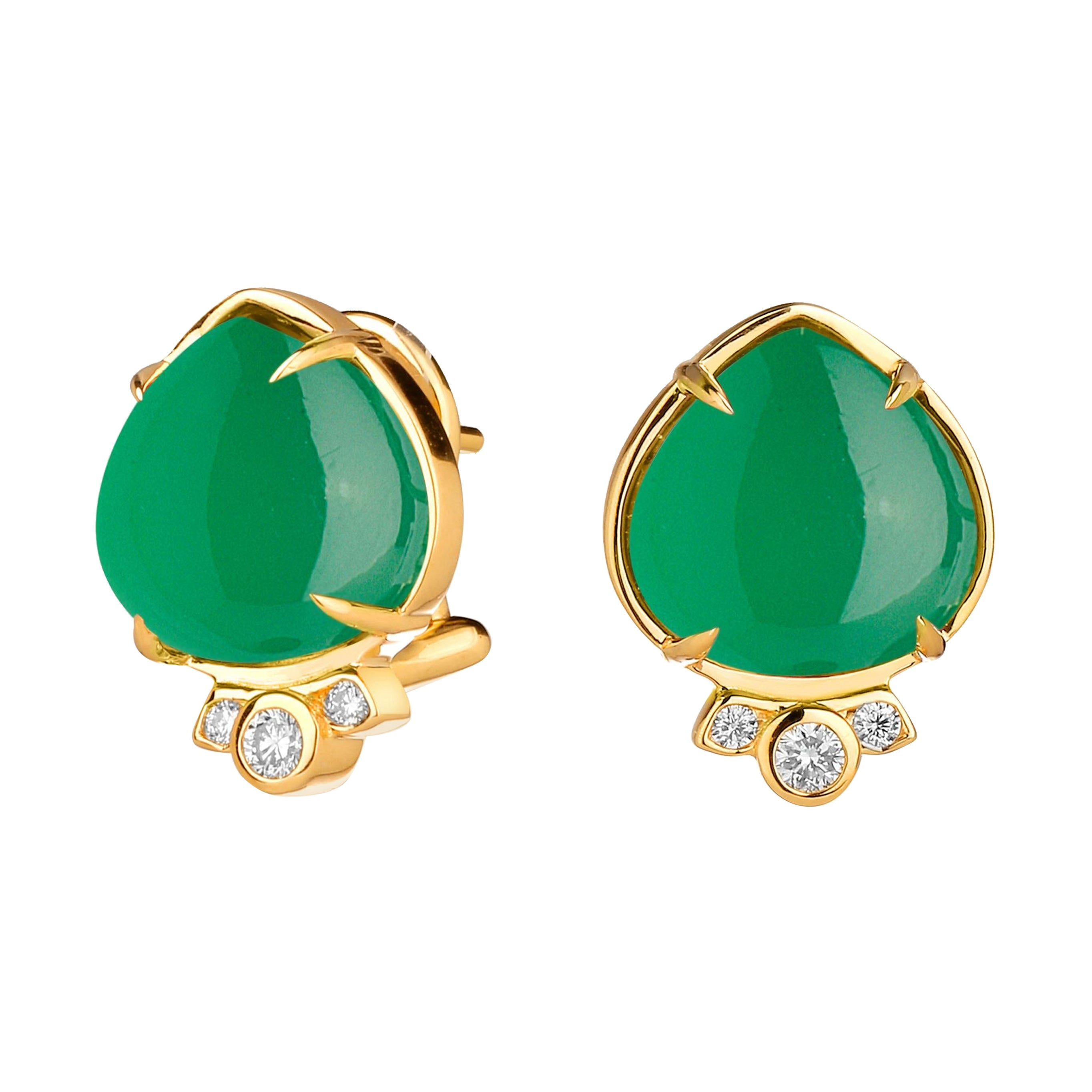 Syna, petites boucles d'oreilles en or jaune, calcédoine verte et diamants