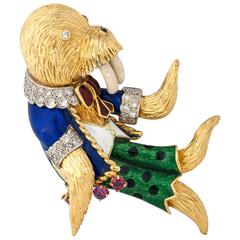Retro Vintage 1950s Intricate Handmade Walrus, Enamel and Gold Brooch Pin 10
