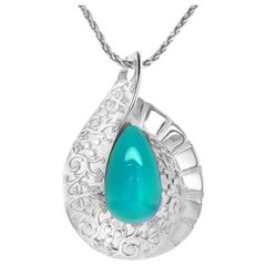 "Paraiba" color Agate 14.38 carats set in Silver Pendant