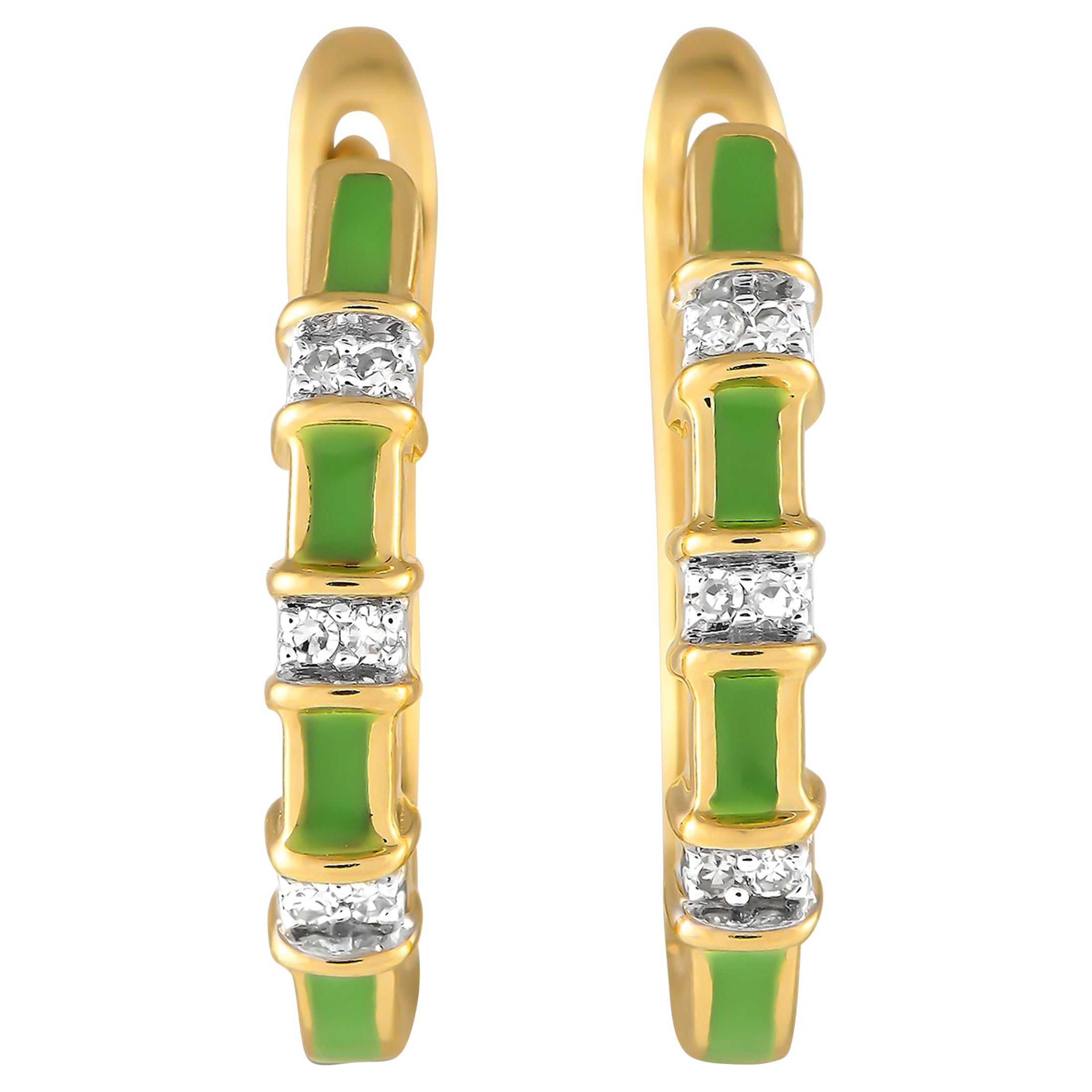 LB Exclusive 14K Yellow Gold 0.05ct Diamond and Enamel Huggie Earrings ER28196 For Sale