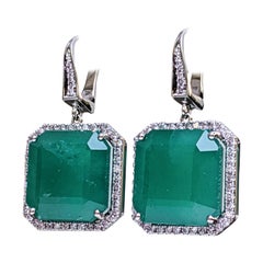 NO RESERVE 37.00Ct Emerald & 0.90Ct Diamonds - 18 kt. White gold - Earrings