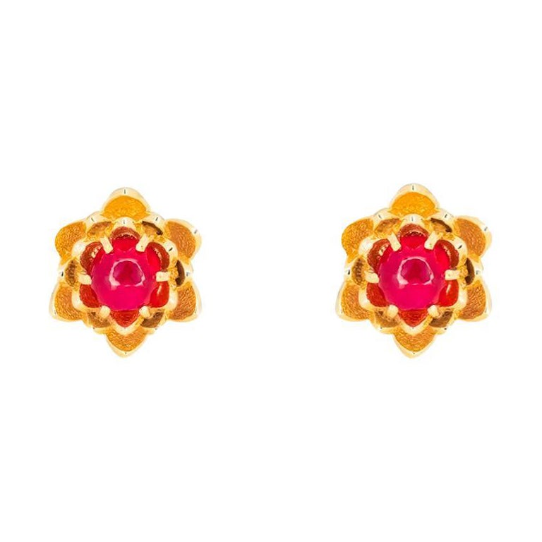 Lotus earrings studs with rubies in 14k gold. For Sale