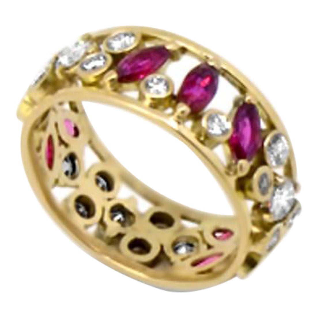 Ring aus Gelbgold mit Rubin und Diamanten von Lesunja