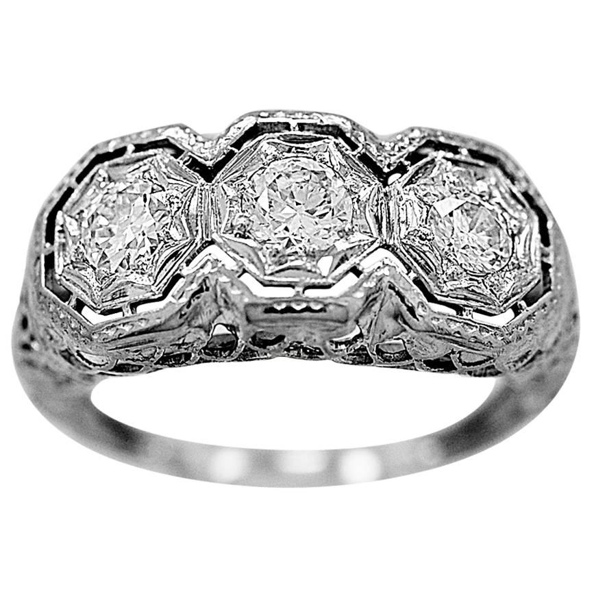 .65 Carat Diamond & White Gold Engagement Ring