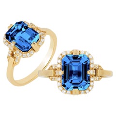 Londoner Blauer Topas im Smaragdschliff Ring mit Diamanten