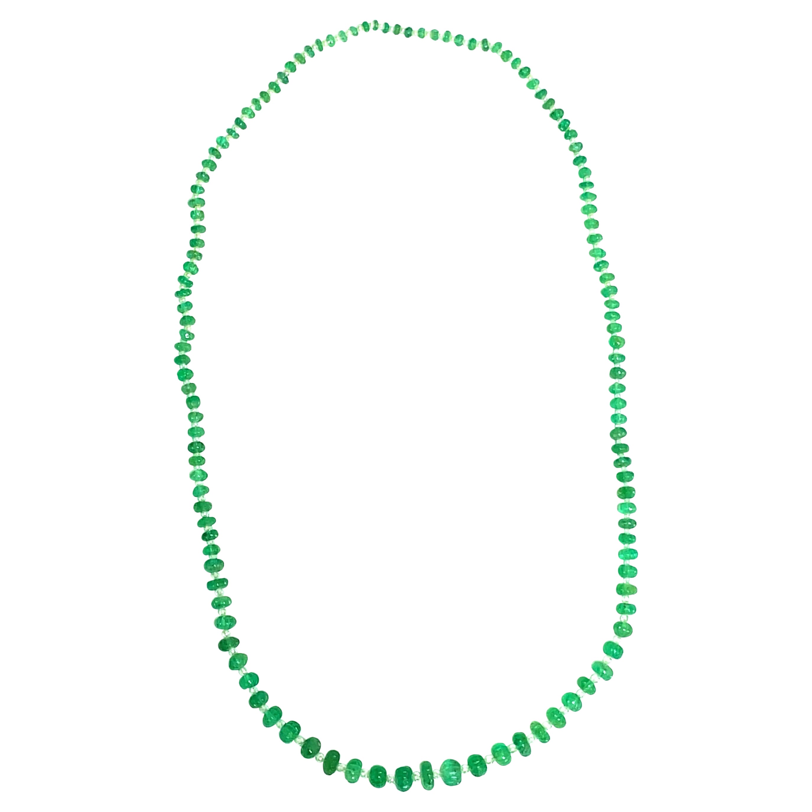 Collier sculpté d'émeraudes, perles et diamants briolette