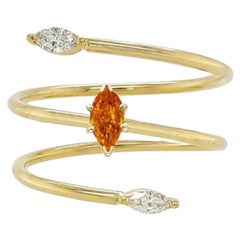 0,19 Karat Fancy Vivid Yellowish Orange Diamant-Ring aus Gold mit Marquise-Schliff 18K