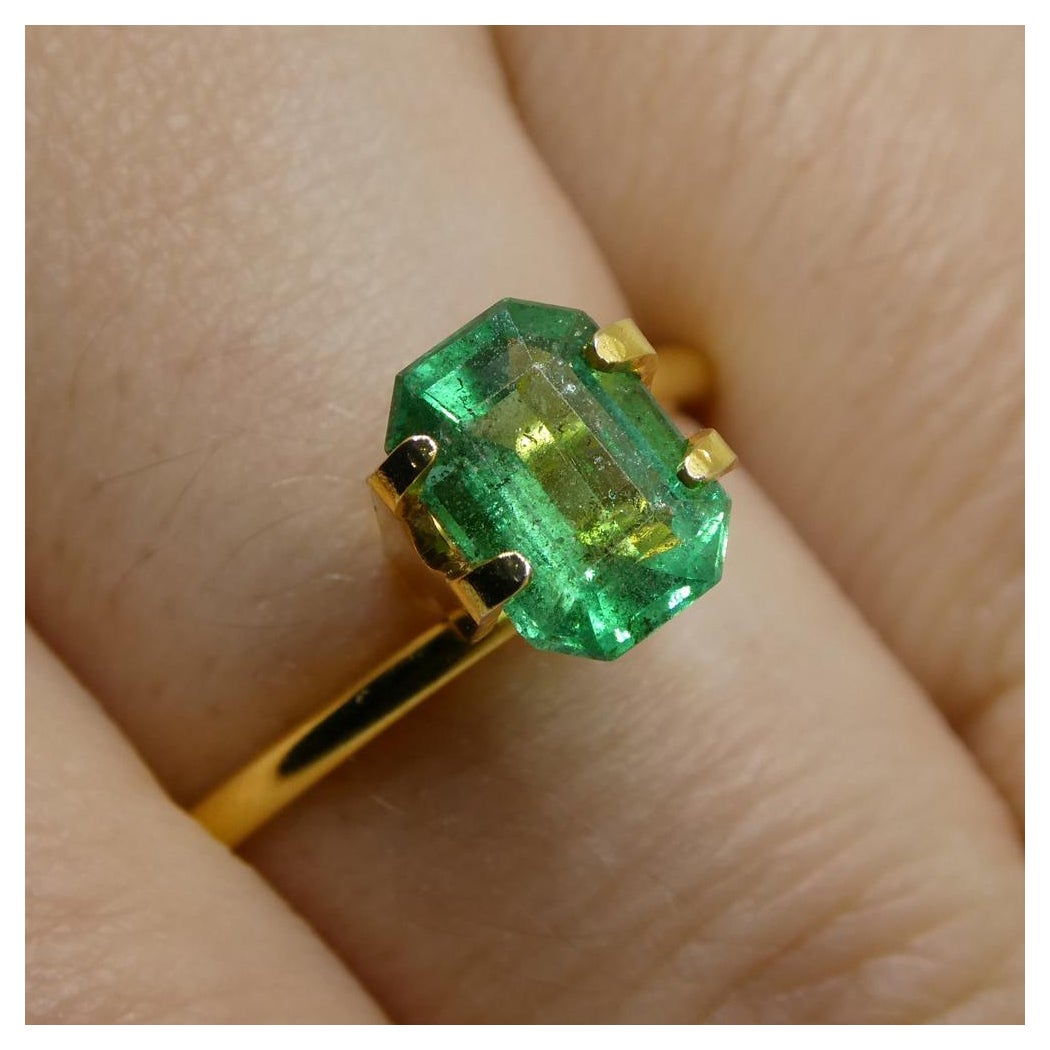 1.16ct Emerald Cut Emerald For Sale