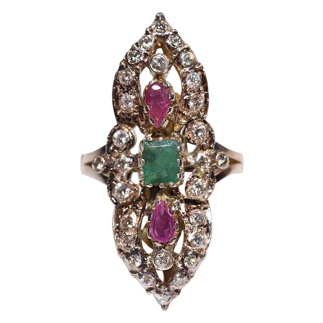 Bague navette vintage des années 1960 en or 10 carats, diamant naturel et émeraude rubis 