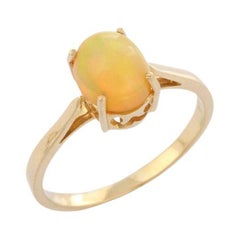 Vintage Solid 14k Yellow Gold Solitaire Opal Ring