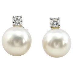 South Sea Pearl G VVS Diamond 18 Kt White Gold Stud Earrings