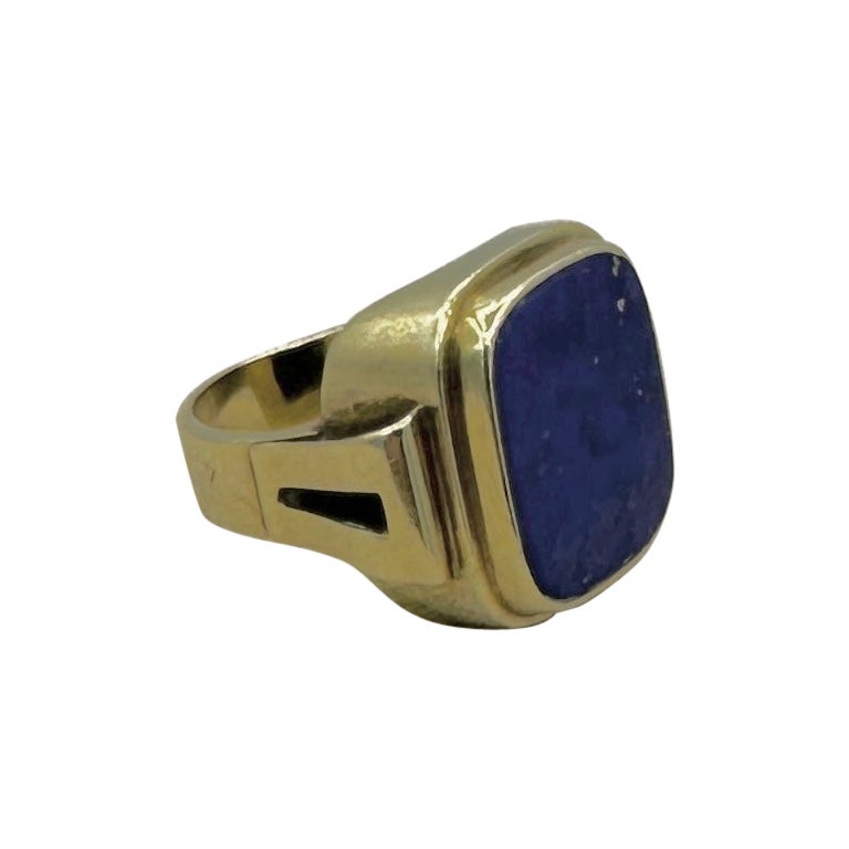 Lapis Lazuli Art Deco Ring Antique 14 Karat Yellow Gold For Sale