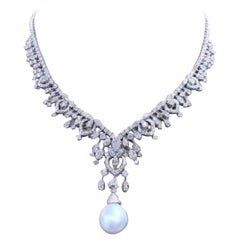 Certified South Sea Pearl  13.00 Carats Diamonds 18K Gold Necklace 