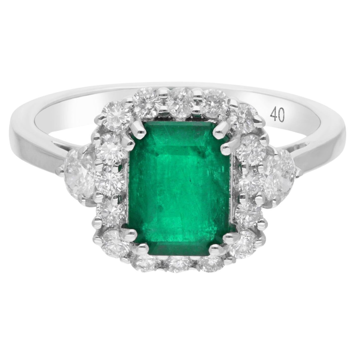 Real Zambian Emerald Gemstone Cocktail Ring Diamond 14 Karat White Gold 2.20 TCW