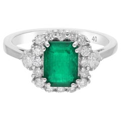 Vero smeraldo dello Zambia, pietra da cocktail, anello con diamante in oro bianco 14 carati 2,20 TCW