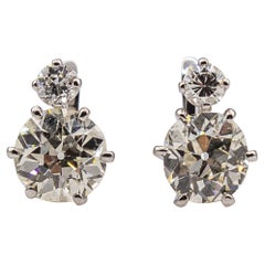 Orecchini a leva in oro bianco con diamante vecchio taglio europeo in stile Art Deco