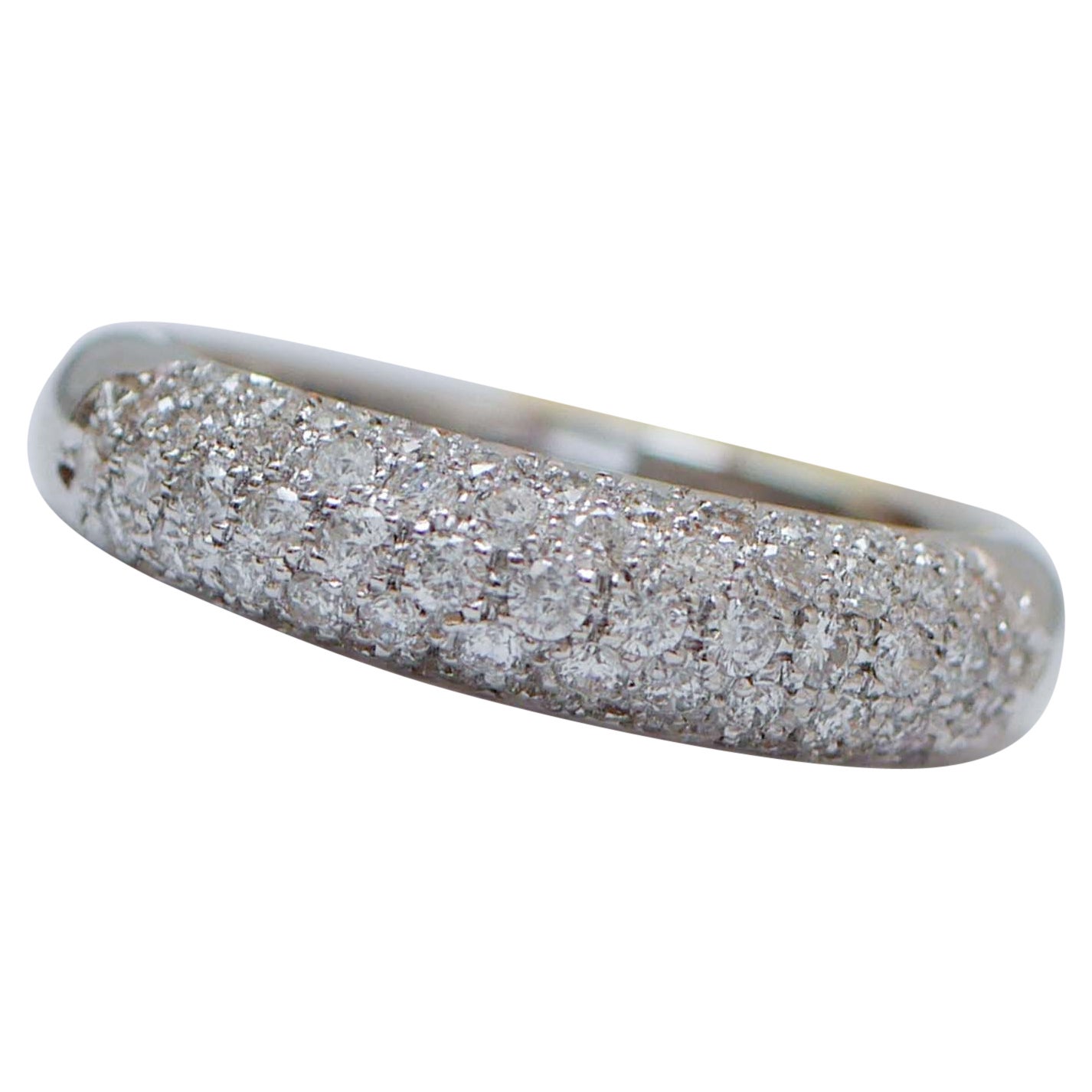 Diamonds, 18 Karat White Gold Ring. For Sale