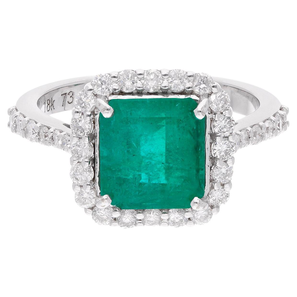 Zambian Emerald Gemstone Cocktail Ring Diamond 18 Kt White Gold Handmade Jewelry