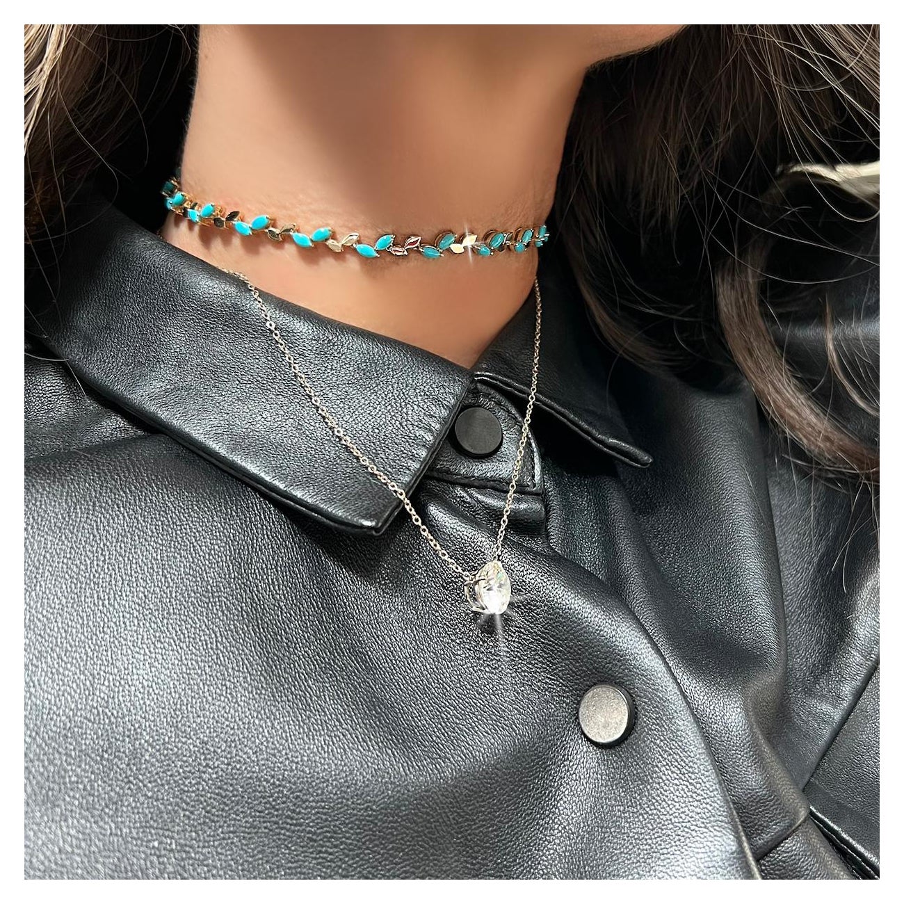 The necklace features a delicate chain made from high-quality 18K gold-plated sterling silver

Stone :	Turquoise
Carat Weight :	3.55 ttcw
Metal Type :	Solid Gold
Metal Purity :	14K
Metal Color :	Yellow
Metal Weight : 11.11 grams
Dimensions :	16