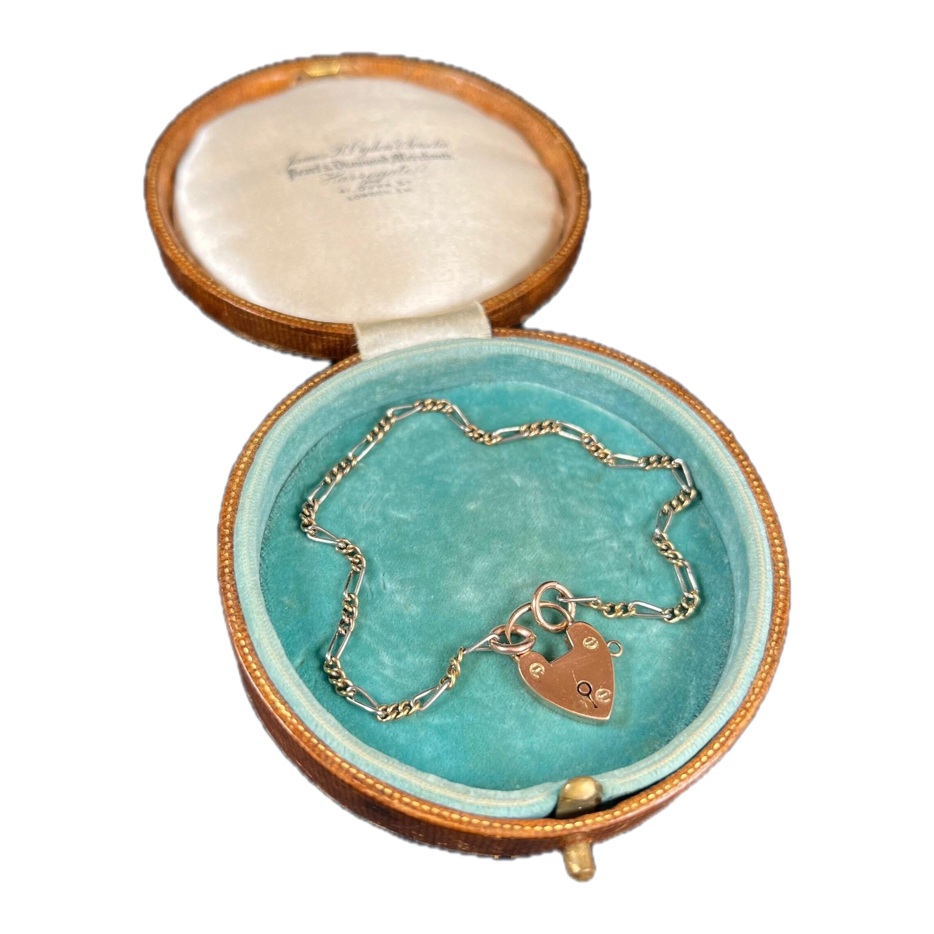 Antike 9ct drei Farbe Gold Edwardian Herz Vorhängeschloss Figaro Link-Armband im Angebot