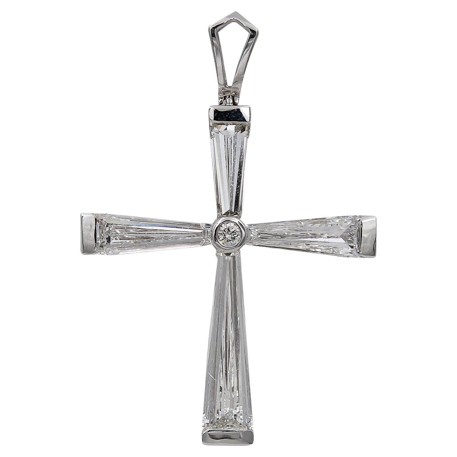 Spectra Fine Jewelry 2.50 Carat Tapered Baguette Diamond Cross Pendant Chain