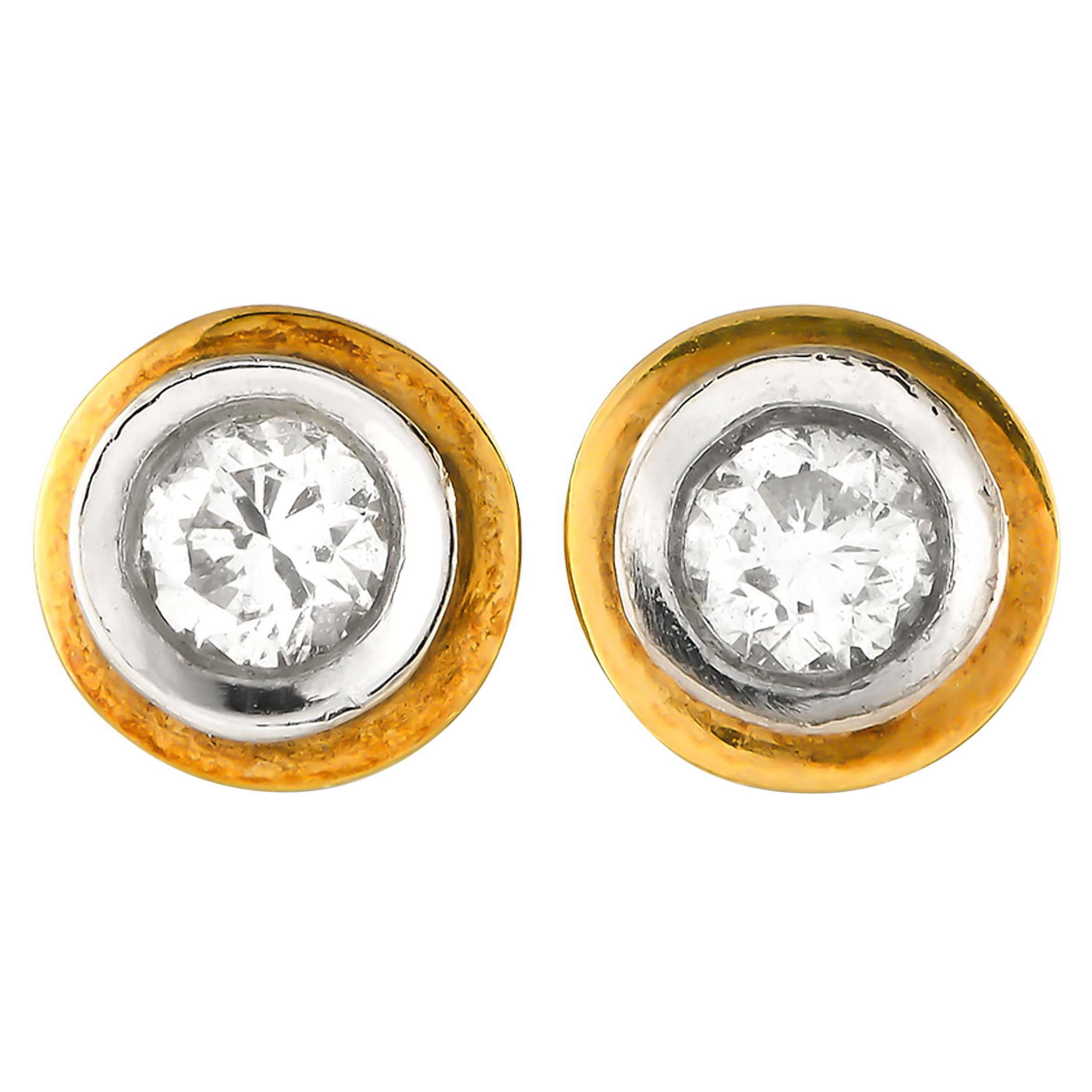 14K Yellow Gold 0.12ct Diamond Earrings For Sale