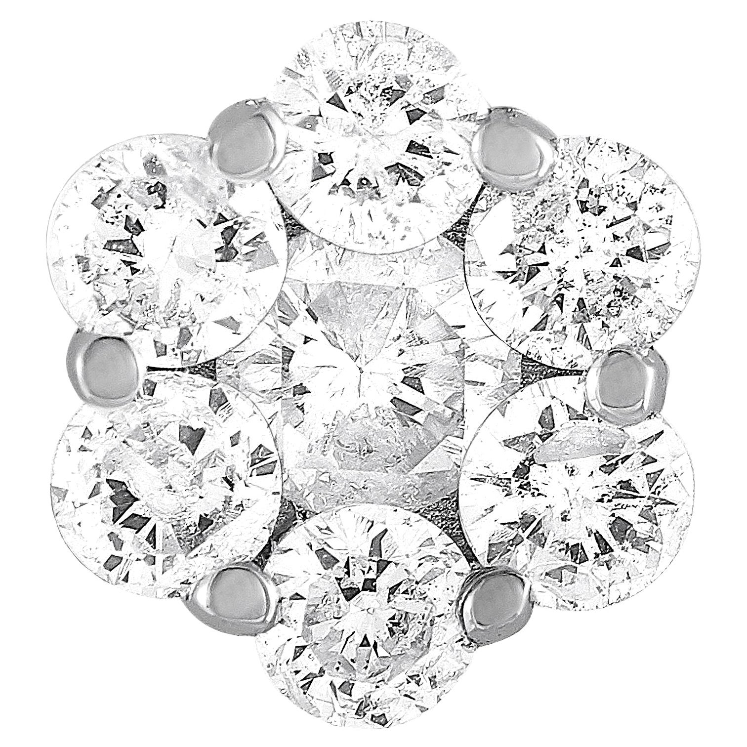 14K White Gold 0.25ct Diamond Flower Cluster Pendant For Sale