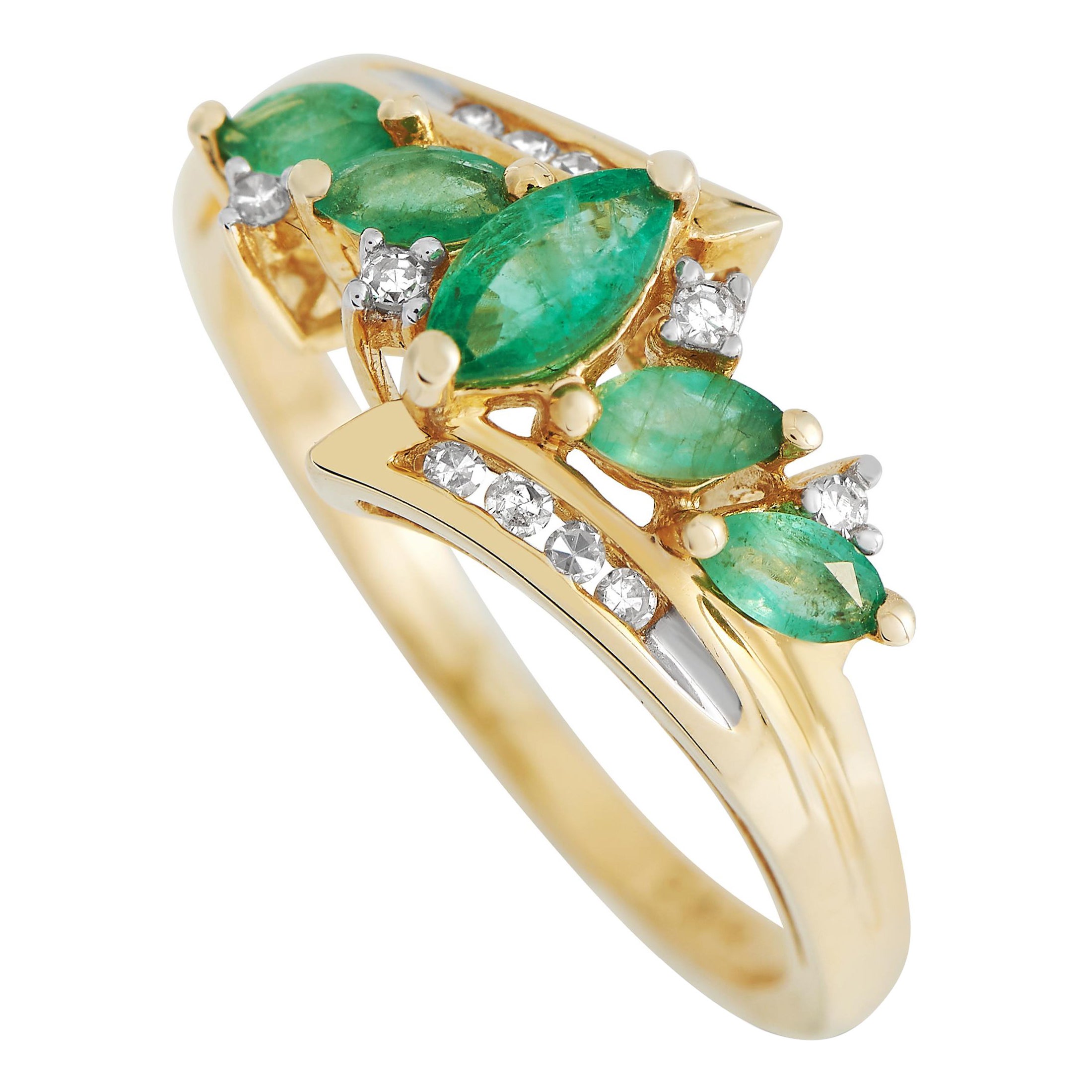 14K Yellow Gold 0.09ct Diamond and Emerald Ring For Sale
