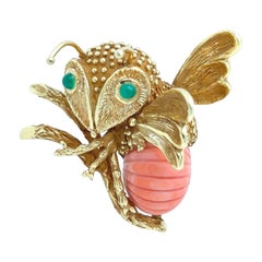 ERWIN PEARL Yellow Gold, Coral and Chrysoprase Bee  Brooch