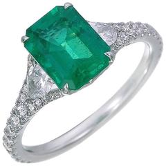 2.61 carat Emerald Diamond Gold Ring