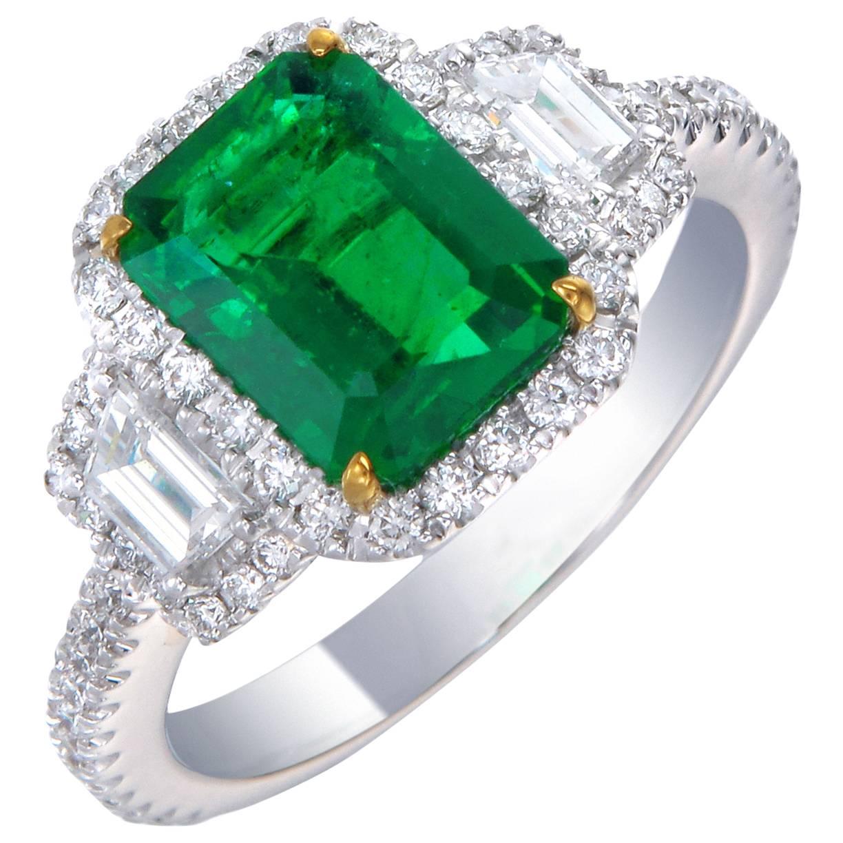 Intense Green Emerald Diamond Ring