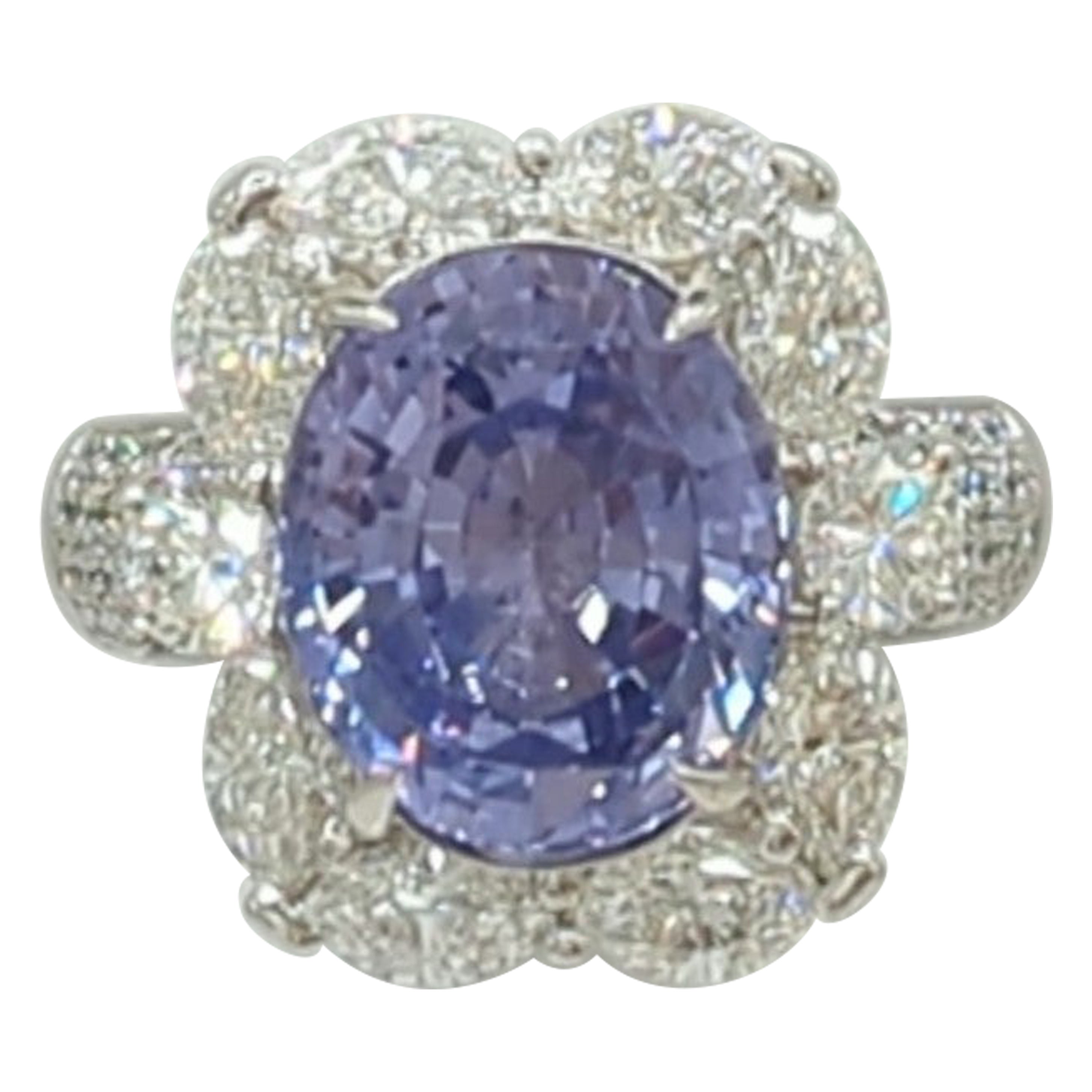 GIA Ring aus 18 Karat Weißgold mit unerhitztem lila Saphir und weißem Diamanten im Angebot