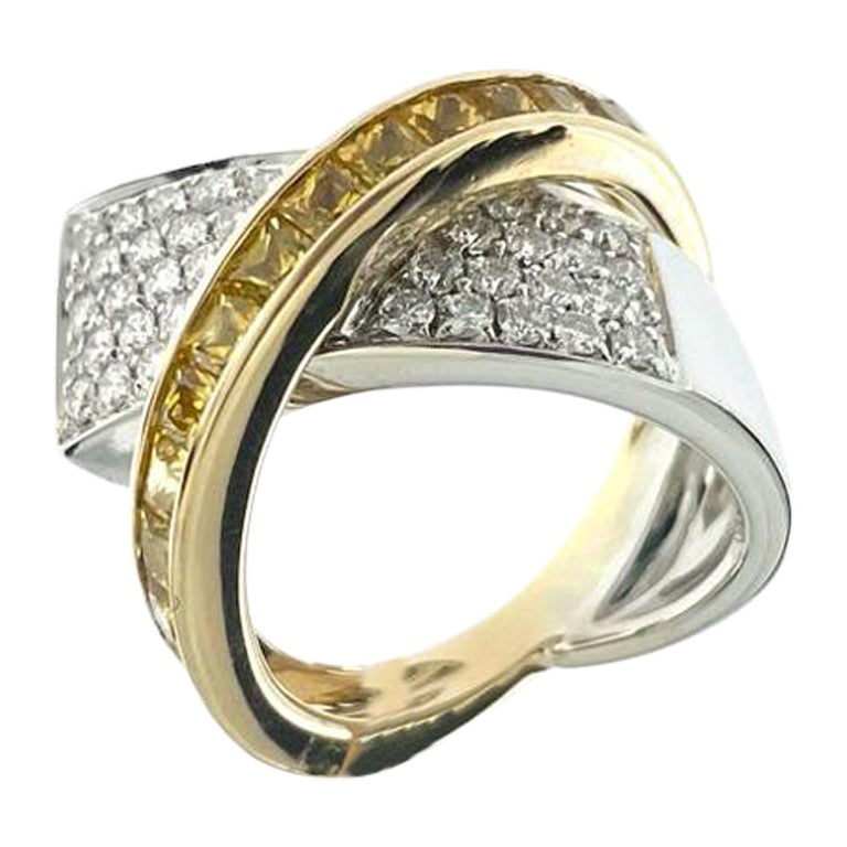 IGI Certified Alfieri and St. John Yellow Sapphires and Diamonds Gold Ring  For Sale