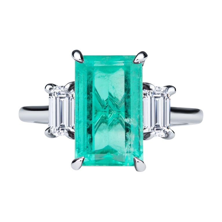 GIA Certified 3.32 Carat Octagonal Step Cut Colombian Emerald & Diamond Ring  For Sale