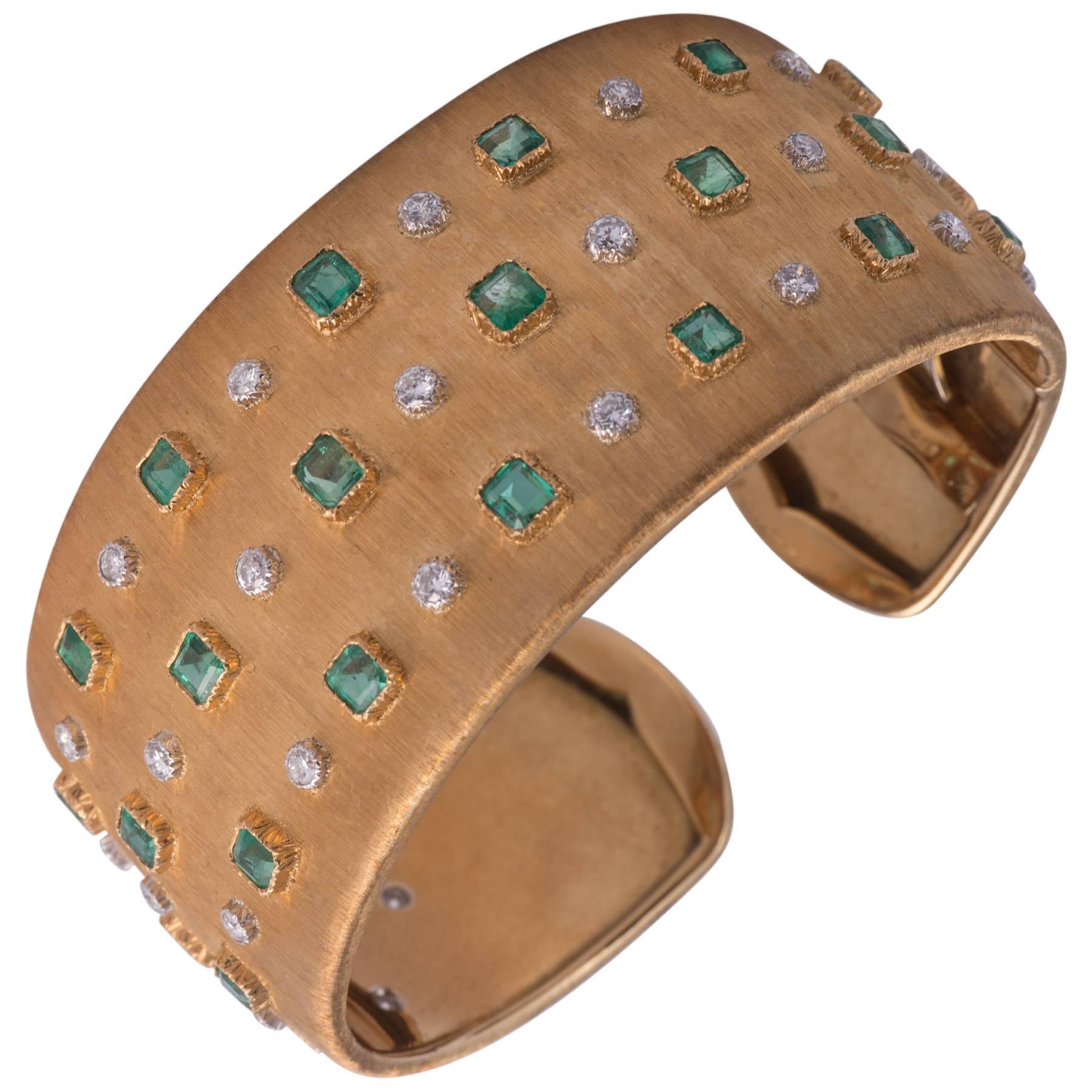 Buccellati Diamond and Emerald Cuff Bracelet
