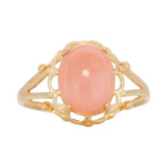 Chic 2.21ct Coral Stone Ring in 14K Yellow Gold