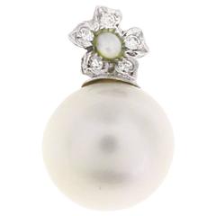 Vintage Pearl and Diamond Daisy Gold Pendant