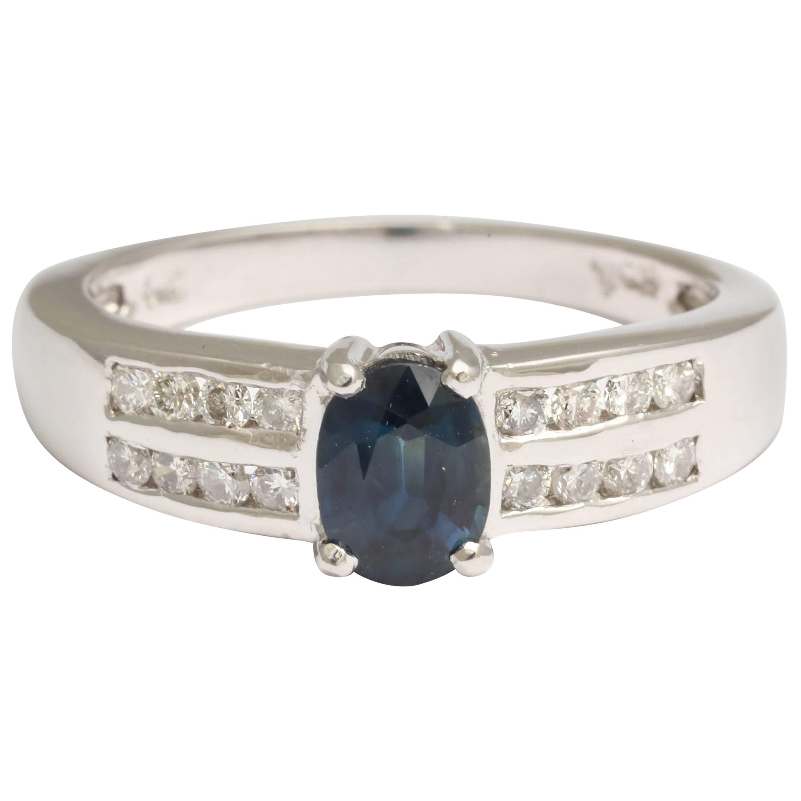 Blue Sapphire Diamond Gold Ring For Sale