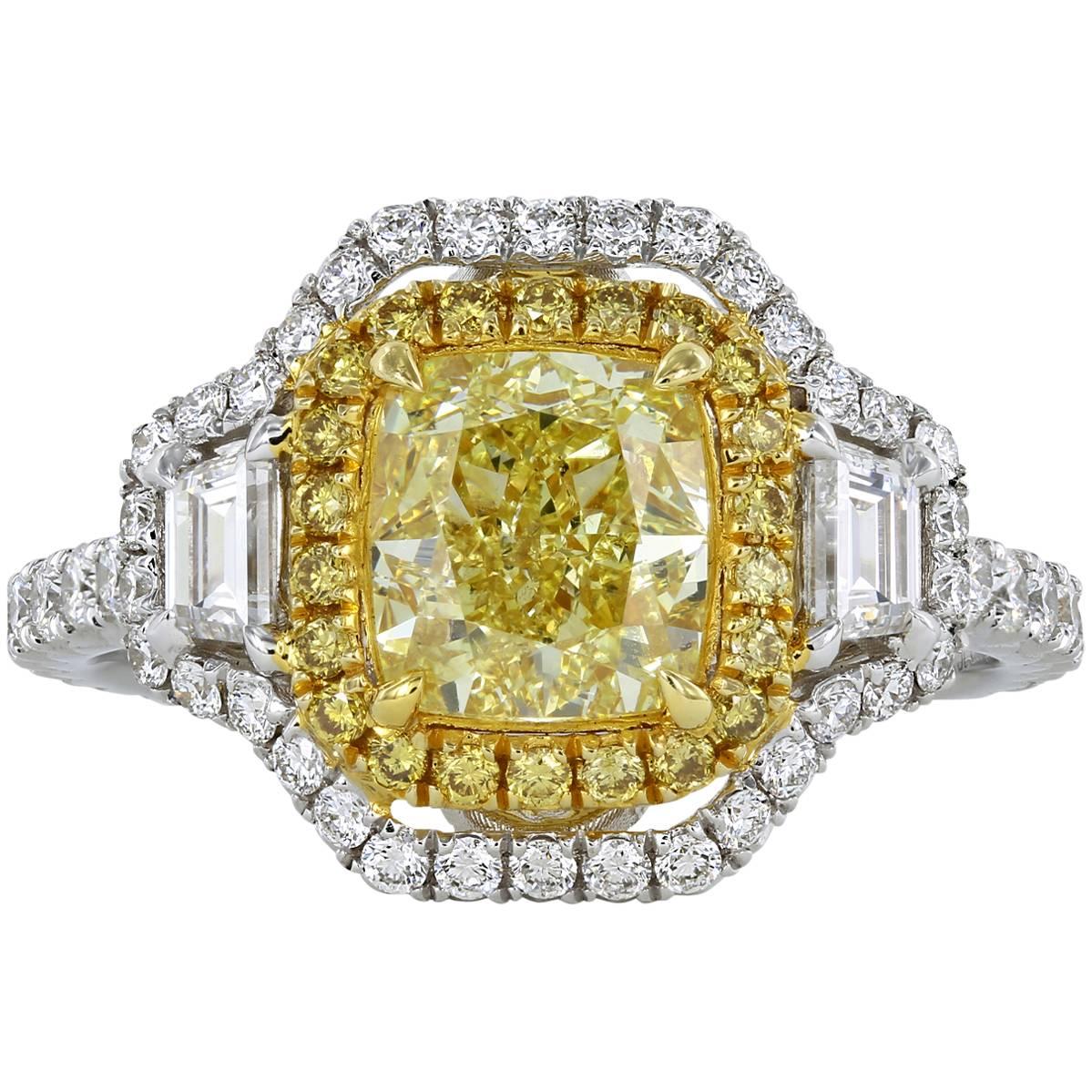GIA Certified 1.70 Yellow Canary SI1 Diamond Ring With Double Halo For Sale