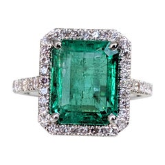 NO RESERVE!  6.48 Carat Emerald & 0.62Ct Pink Diamonds - 18K White Gold Ring