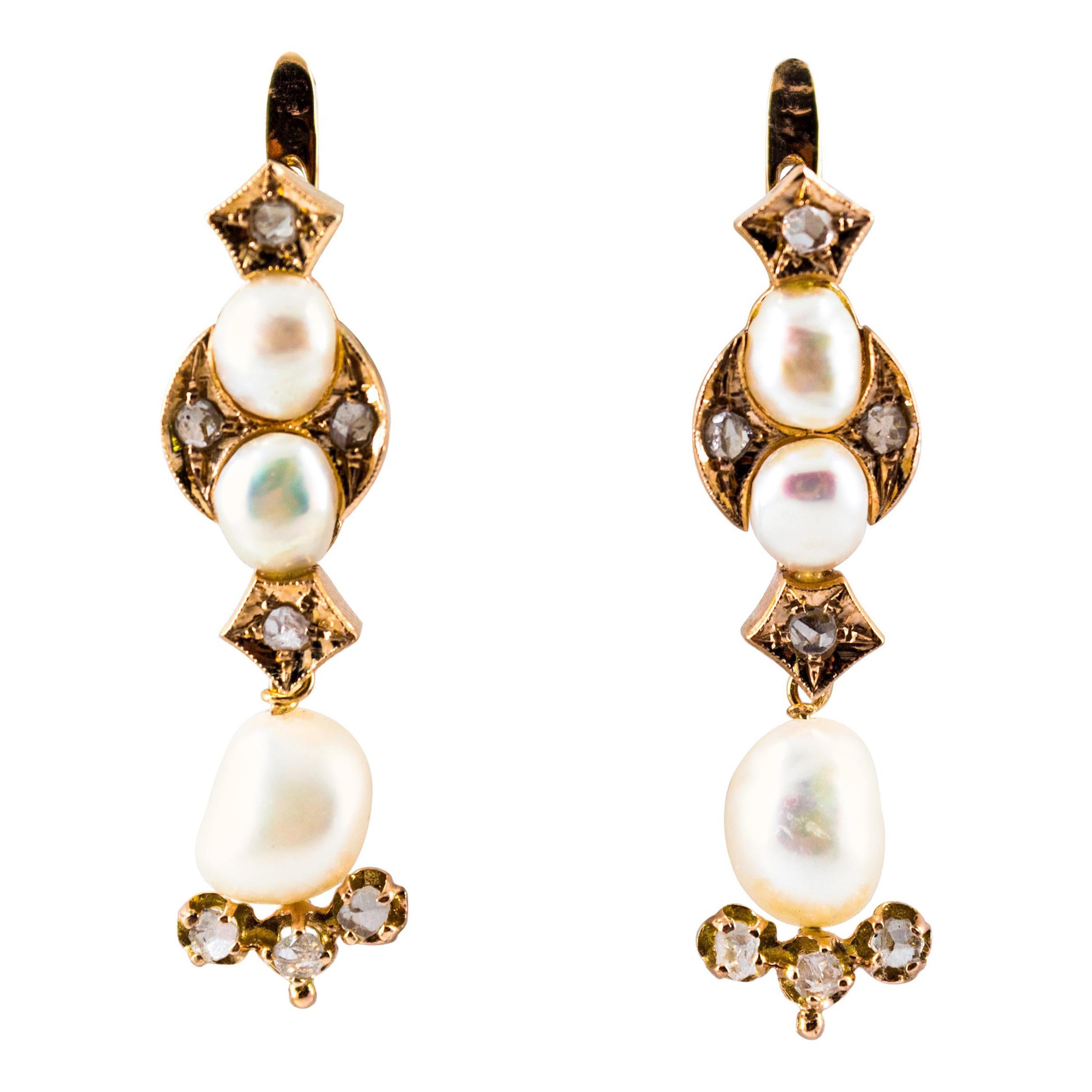 Klappbrisur-Tropfen-Ohrringe im Art-déco-Stil aus Gelbgold mit weißem Diamanten im Rosenschliff und Perlen