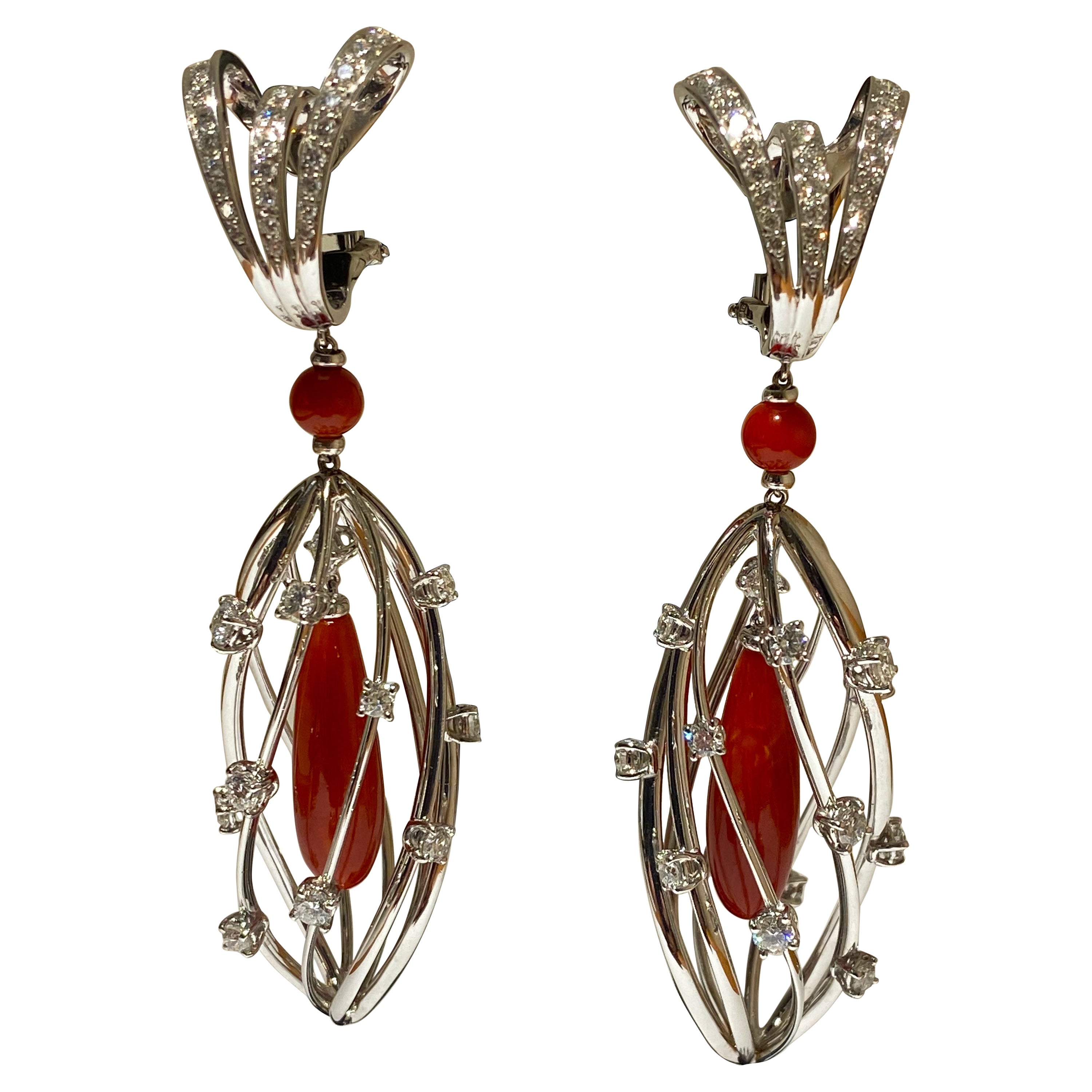 Contemporain Scavia 2.94 Ct Diamants Pavè RED CAGE Boucles d'oreilles or blanc 18K en vente