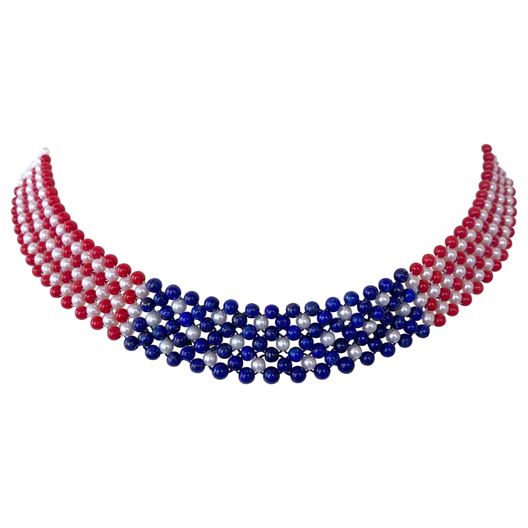 Marina J. Halskette mit amerikanischer Flagge aus gewebter Perle, Koralle und Lapislazuli mit 14 Karat Gold